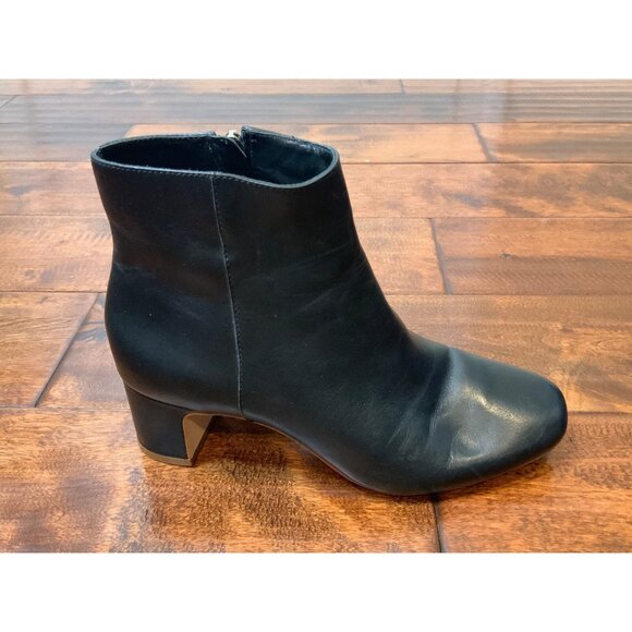 Joan Oloff Black Leather Square Toe Zip-Up Ankle Booties, Size 5.5 (US) - Picture 1 of 7